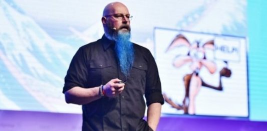 Canı sıkıldı, NASA’yı hack’ledi